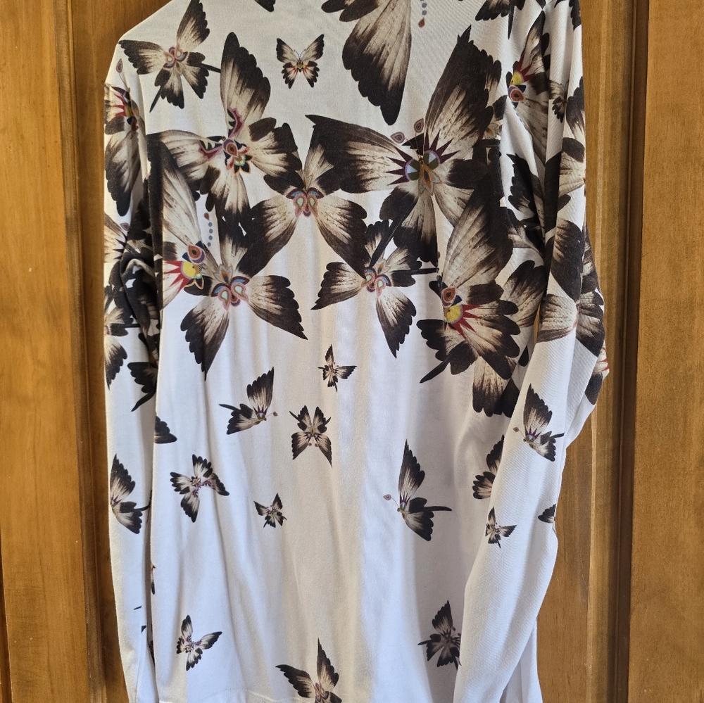 J Okums Turtleneck White and Black Butterfly Print Shirt - Picture 5 of 7